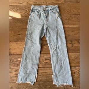 Light Distressed Denim Zara Jeans